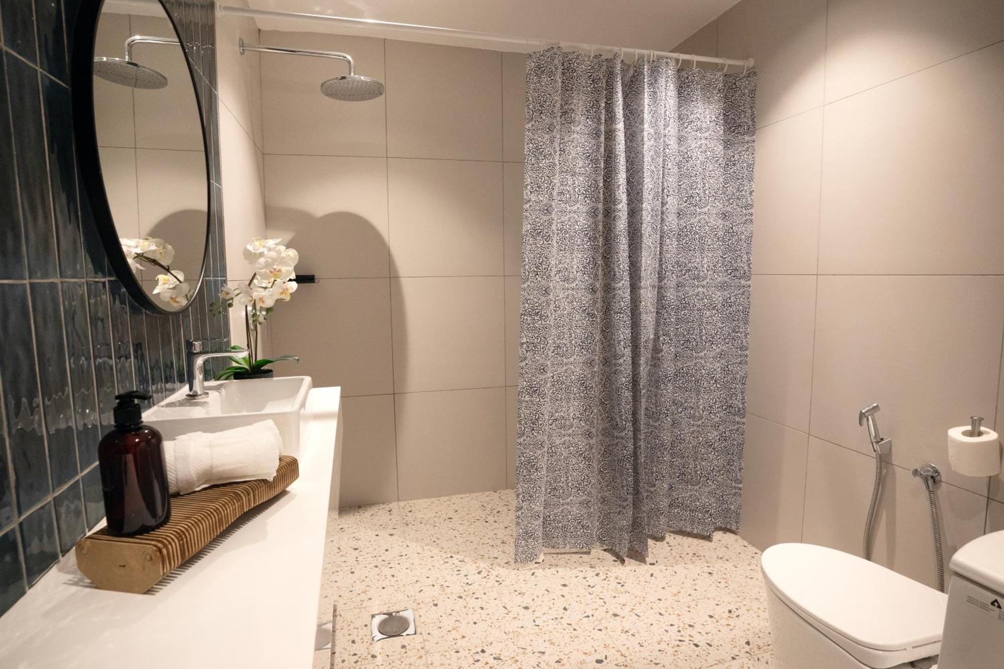 Ukiyo Suites Petaling Jaya Bagian luar foto